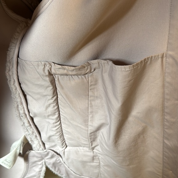 COS - faux fur coat - Picture 3 of 8